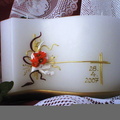 Hochzeitskerze mit Blattwachs handmodelliert - Rückseite