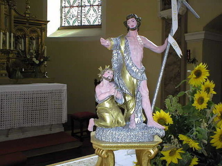 Statue Taufe Jesu Nach der Restauration Pfarrkirche Neumarkt