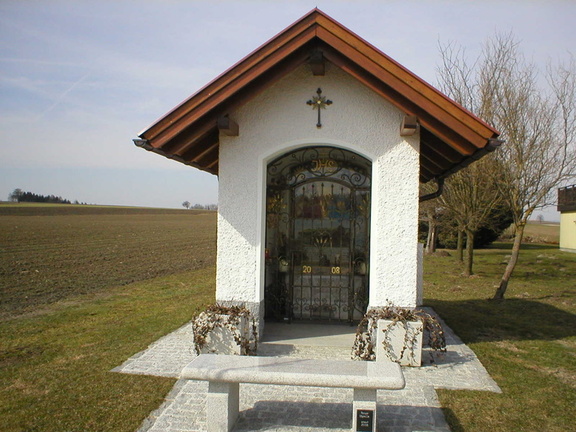 Bild - 7: Außenansicht der Kapelle-Gemeinde Taufkirchen an der  Trattnach