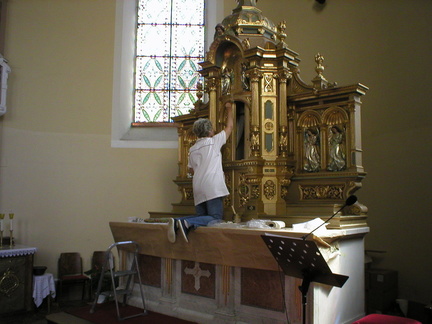 Pfarrkirche Neumarkt im Hausruck: Restaurierung des Hochaltares
