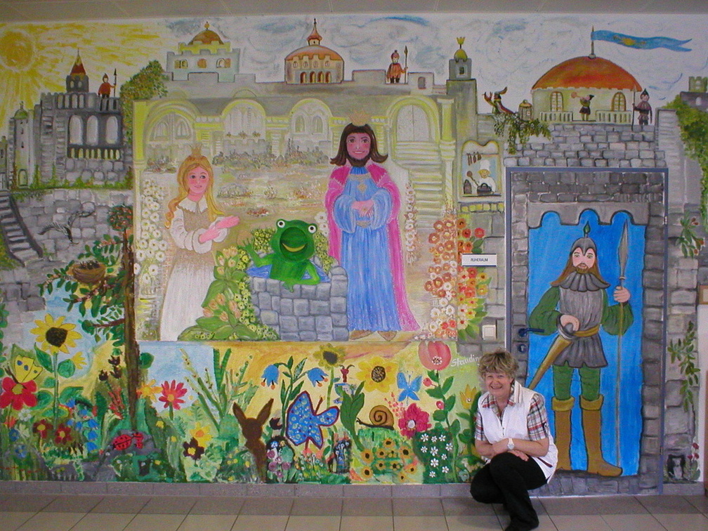 Bild - 6: Kindergarten Pichl: Die fertige Wand mit Ritterburg 4,5 x 2,3 m auf Holz malen