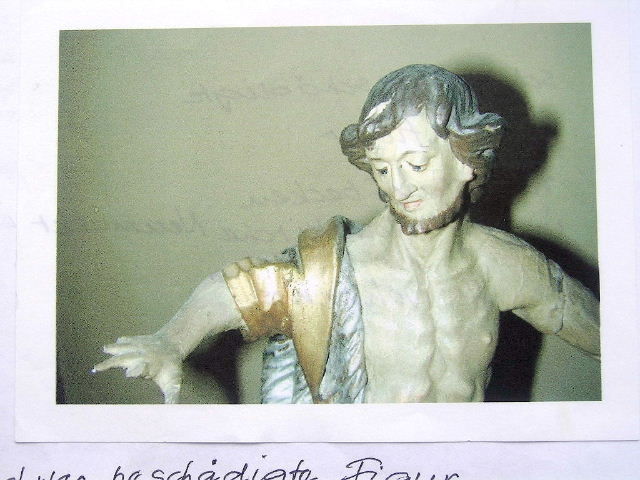 Statue Taufe Jesu - Vor der Restauration.JPG